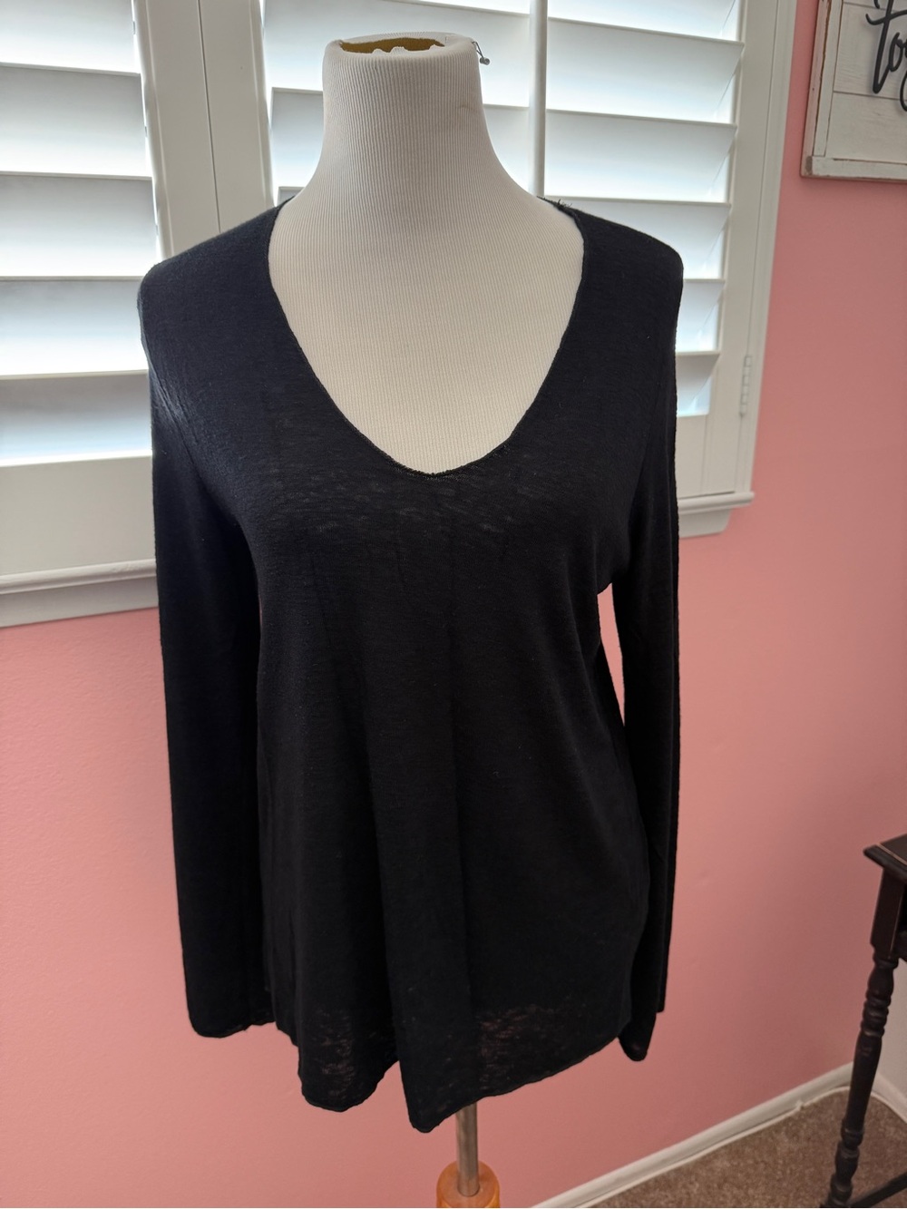 Classic Black V-Neck Long-Sleeve Womens Top